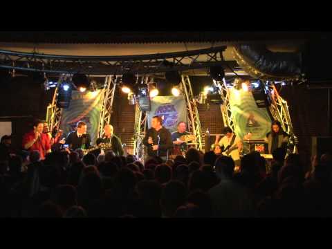 Rocksuli 2013 február 08 Roncs - Into The Night (Santana) cover