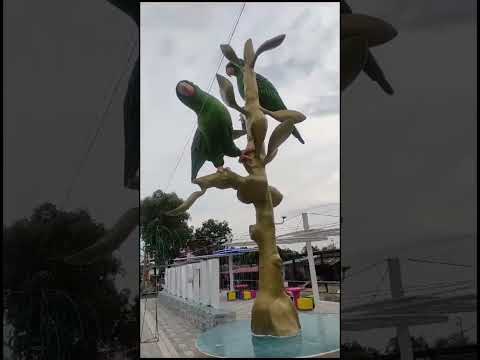 Monumento a los loritos en san Martin cesar Colombia