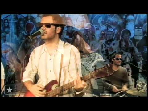 Marcelo Jeneci em "Feito pra acabar" no Estúdio Showlivre 2009