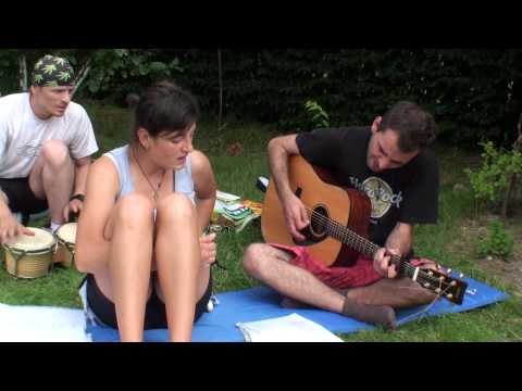 Ana, Vlad si Paul - Antirăzboinică (Valeriu Sterian)