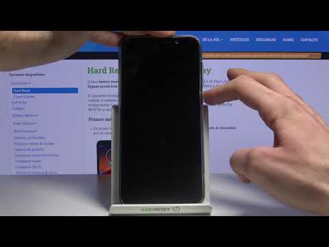 How to enter and exit Fastboot mode on the Motorola E6 Play?
