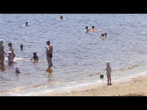 В Гомеле начался купальный сезон видео