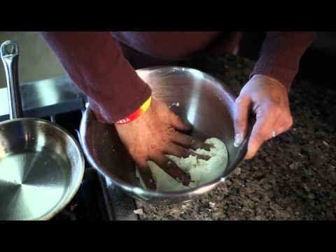 How to Make Arepas Con Queso : Latin-Twisted Dishes