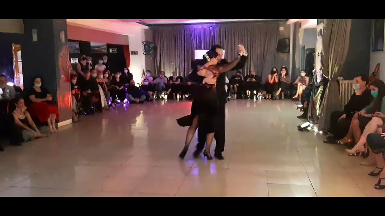 Barbara Ferreyra y Agustin Agnez - Tango "La Catrera" Orq. Juan D'arienzo- Madrid España