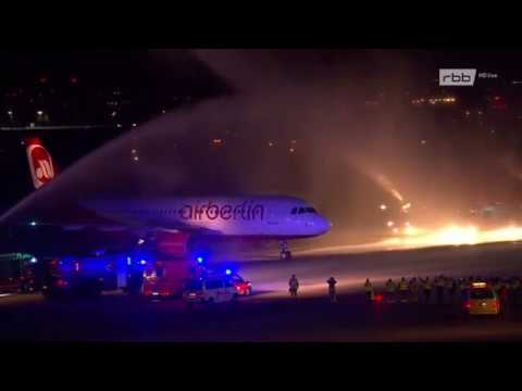 Der letzte Flug von AirBerlin AB6210  BER4EVR!!! (Landung in Berlin inkl. ATC und Ansprache an Bord)