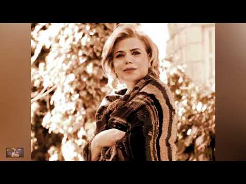 مايا يزبك الفنانة اللبنانية صاحبة الاغنية الشهيرة : "حبيبي يا عيني يا مسهر عيني".