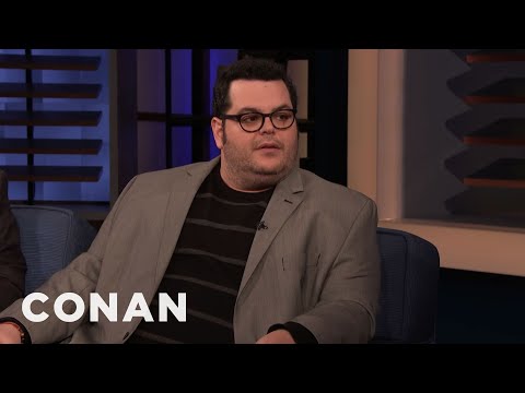 デイジー・リドリー＆J.J.エイブラムスがジョシュ・ガッドに「スカイウォーカーの誕生」をネタバレ - CONAN on TBS (Daisy Ridley & J.J. Abrams Spoiled "Rise Of Skywalker" For Josh Gad - CONAN on TBS)