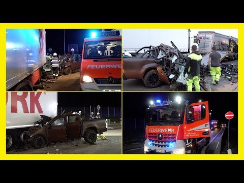 ++ SCHWERER UNFALL mit TV-STAR (Köln 50667) "Ingo Kantorek" ++ PICKUP kracht in LKW - Parkplatz A8