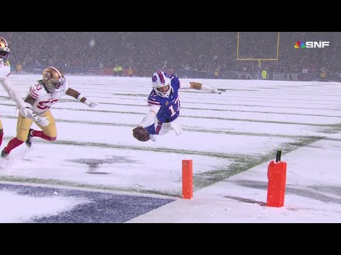 Cooper pitches to Josh Allen for Bills' improvised hook-and-ladder TD