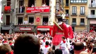preview picture of video 'Gigantes de Pamplona - Despedida 2014'