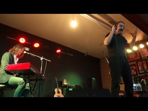 Damian Wilson & Adam Wakeman - Hero - 2024-01-21 Backstage at The Green, Kinross (5 of 12)