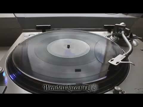 Hardage & Jocelyn Brown 🎼 Beautiful Day (2007)