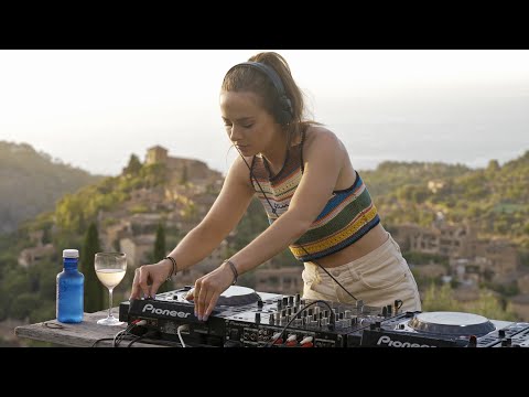 AmyElle | Chill House Mix 2022 | Deià, Majorca