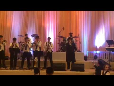 Riboin haolomim & Keser Malchus weinberger