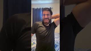 When your back is itchy but cant reach to scratch 🤣 #back #itchy #scratch #actor  #skit #dramatic