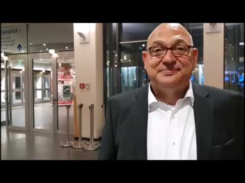 SPD-Kandidat Ingo Schäfer bedankt sich bei Wählern und Partei