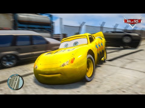 Crazy Rayo Lightning McQueen Pro Yellow Car Crashes Ep.46 - GTA 4