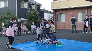動画のサムネイル