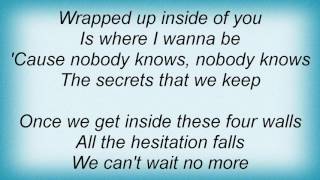 Sara Evans - The Secrets That We Keep Lyrics