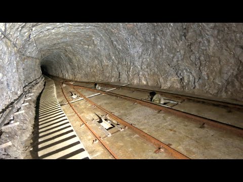 Mueterschwanderberg Standseilbahn Talgang 2020 - old military funicular Switzerland 6372.01