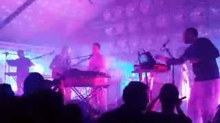Hot Chip Live - Dancing in the Dark @ Oval Space London - 14/05/15