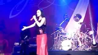 Tarja en Gran Rex. Darkness (cover Peter Gabriel)