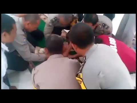 Wanita bersemangat bau Potensi patogen dan