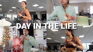 DAY IN THE LIFE | Gym Session, Working From Home + Simple Meals!