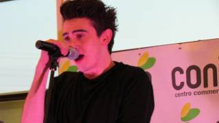 Solo Per Un Po&#39;-Michele Bravi Live al centro commerciale Conè