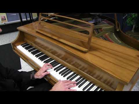 La petite baby store grand piano