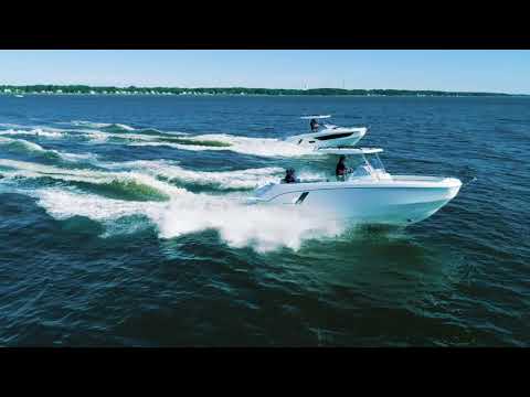 BENETEAU Flyer 9: Fast, Fun, Adventurous BENETEAU Flyer 9: Fast, Fun, Adventurous