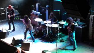 Crobot &quot;Nowhere To Hide&quot; live