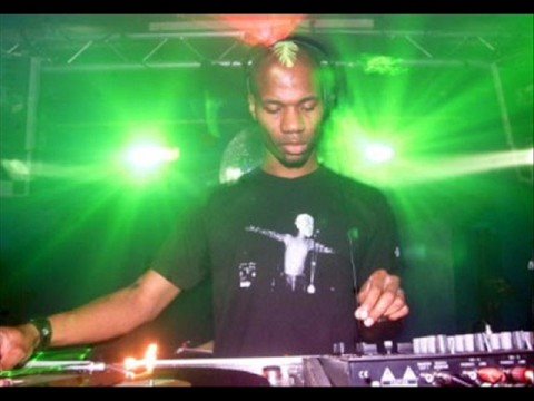 [Green Velvet feat. Walter Phillips] Shake & Pop (Mark Grant