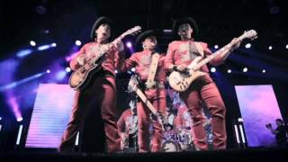 Bronco &quot;El Gigante De Americá&quot;