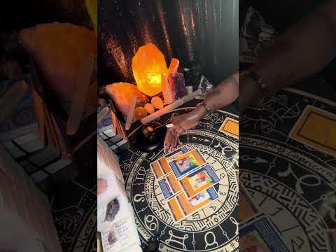 🚨WATCH YOUR BACK! Judas is waiting to nail you 2 the cross!!! #crucify #sacrafice #STILLWINNING!👊🏽🌷😇