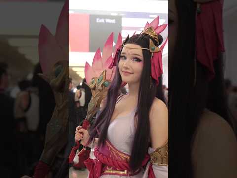 Splendid Staff Nami  has legs?! Can you belive it? cosplay found at Gamescom2023 #cosplay