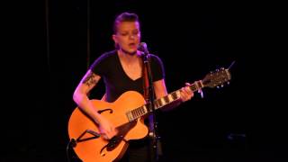 Sarah Shook - Keep The Home Fires Burnin'