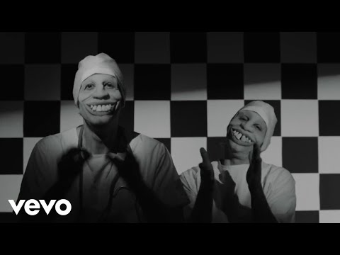 Adanowsky, Karen O - When The Angel Comes (Official Video)