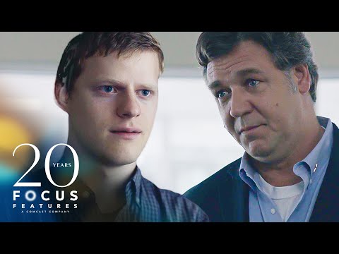 Thumbnail of the video: Russell Crowe Is Confronted by His Son