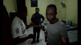 Download lagu TAK SELAMANYA DIAM ITU EMAS (RUFUK CREW) mp3 Download lagu TAK SELAMANYA DIAM ITU EMAS (RUFUK CREW) mp3