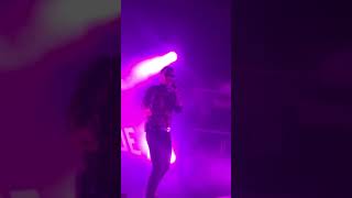 Emis Killa - Adios | live per la prima volta @ Teatro Principe (MI) #SupereroeTour