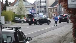 preview picture of video 'Convoy Barack Obama leaving Wevelgem Airport to Waregem'