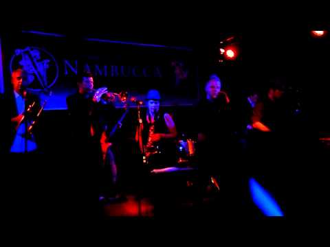 Billy Jean - The Apocryphalites - Nambucca Feb 2012