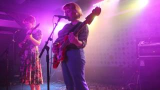 Girlpool - Pretty (Live at Baby's All Right)