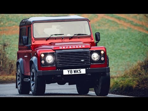Land Rover DEFENDER V8 – Features, Design and Driving