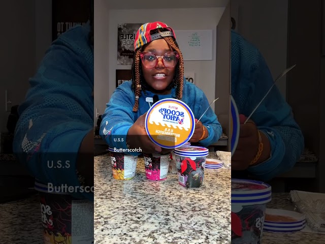 Vídeo relacionado con Flip Scoops Ahoy Ice Cream Parlour Hawkins - Camiseta para hombre, mujer y niño, Negro, 3XL
