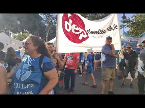 Las centrales obreras marchan en Santa Rosa contra la reforma laboral