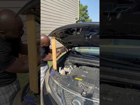 Replacing hood support struts 09-14 Nissan Murano. #DIY #mechanic #nissan #hoodstruts