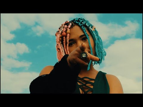 Water [Stephanie Cooke ft XO Sketch] LYRIC VIDEO