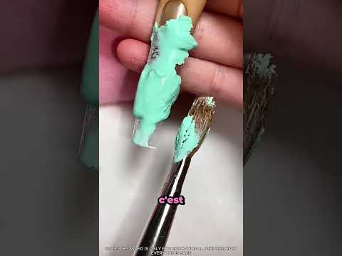 Comment poser des extensions en acrylique comme une pro